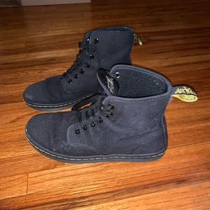 Canvas Dr Martens Shoreditch